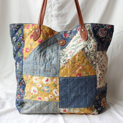 Quilted Tote Bag – Stylish, Durable & Cozy Everyday Carryall