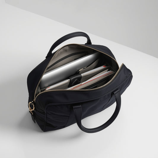 Business Travel Bag – Laptop-Friendly, Spacious & Professional Carryall