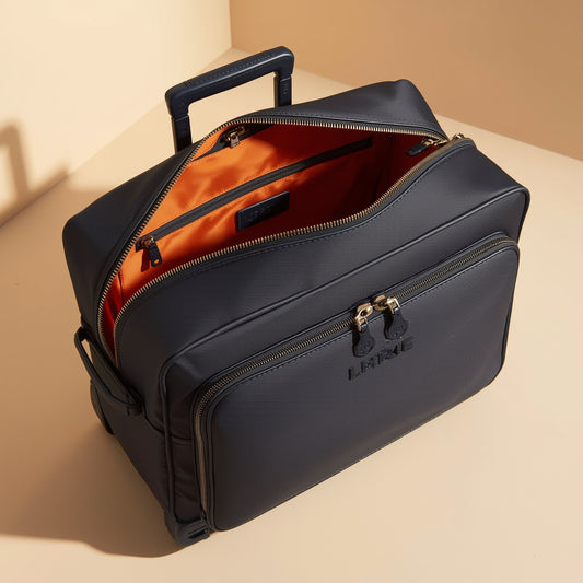 Expandable Travel Bag – Spacious, Durable & Adjustable for Every Journey