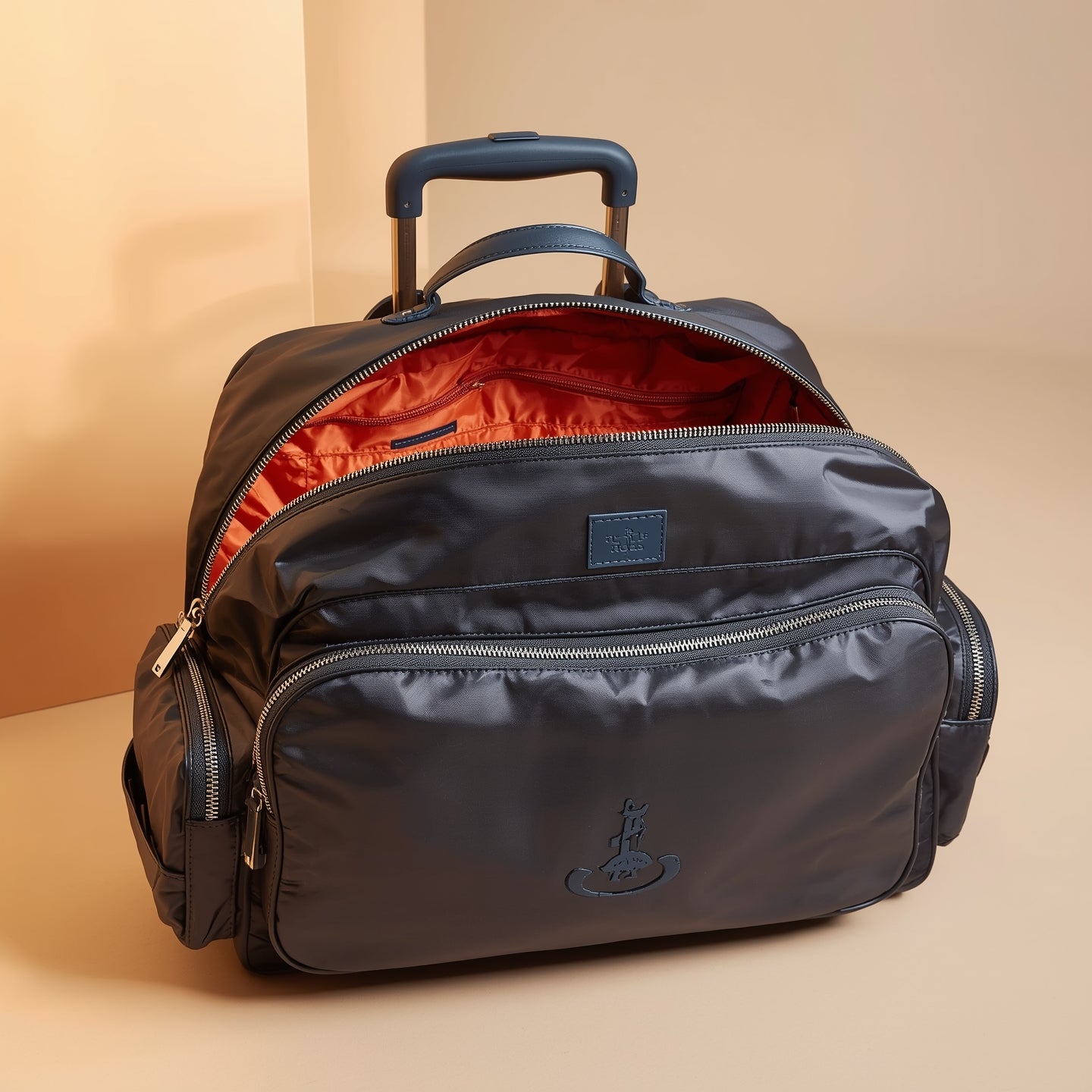Expandable Travel Bag – Spacious, Durable & Adjustable for Every Journey