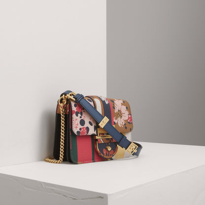 Mini Crossbody Bag – Compact, Stylish & Hands-Free Everyday Bag